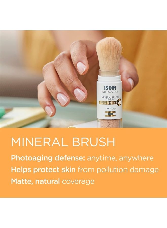 ISDIN مسحوق فرشاة معدني، حماية من تلوث الوجه وضوء الأزرق، مكمل لروتين العناية بالشمس، مناسب للبشرة الحساسة - Image 3
