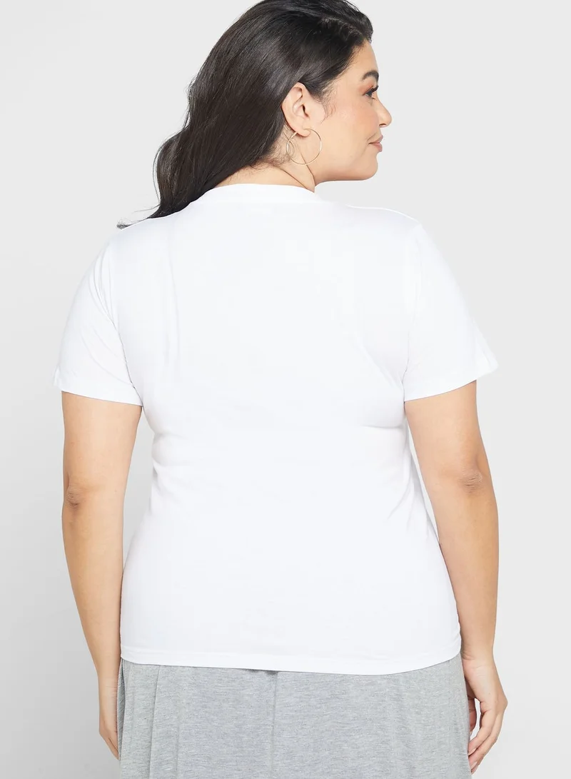 جينجر بلس تي شيرت أساسي بياقة على شكل حرف