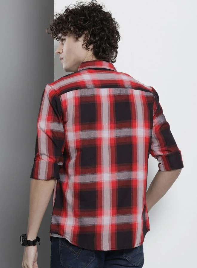 The Indian Garage Co Men Slim Fit Checkered Full Sleeves Spread Collar Casual Shirt