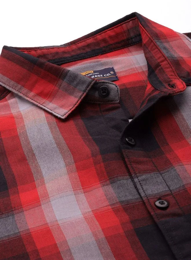 The Indian Garage Co Men Slim Fit Checkered Full Sleeves Spread Collar Casual Shirt
