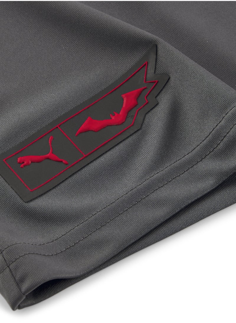 بوما - شورت تدريب لكرة القدم للشباب من PUMA x BATMAN - Image 1