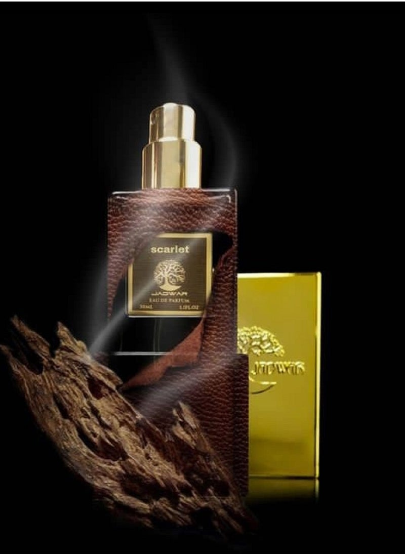 JADWAR - The Scarlett perfume from Ghadwar stands out for its strength and depth, reflecting elegance and allure. - Image 1