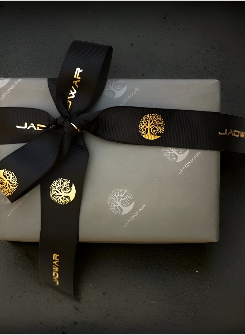 JADWAR - The Scarlett perfume from Ghadwar stands out for its strength and depth, reflecting elegance and allure. - Image 1
