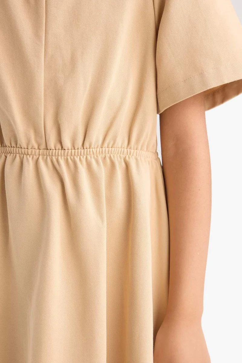 ديفاكتو Girl Standard Fit V Neck Gabardine Short Sleeve Dress