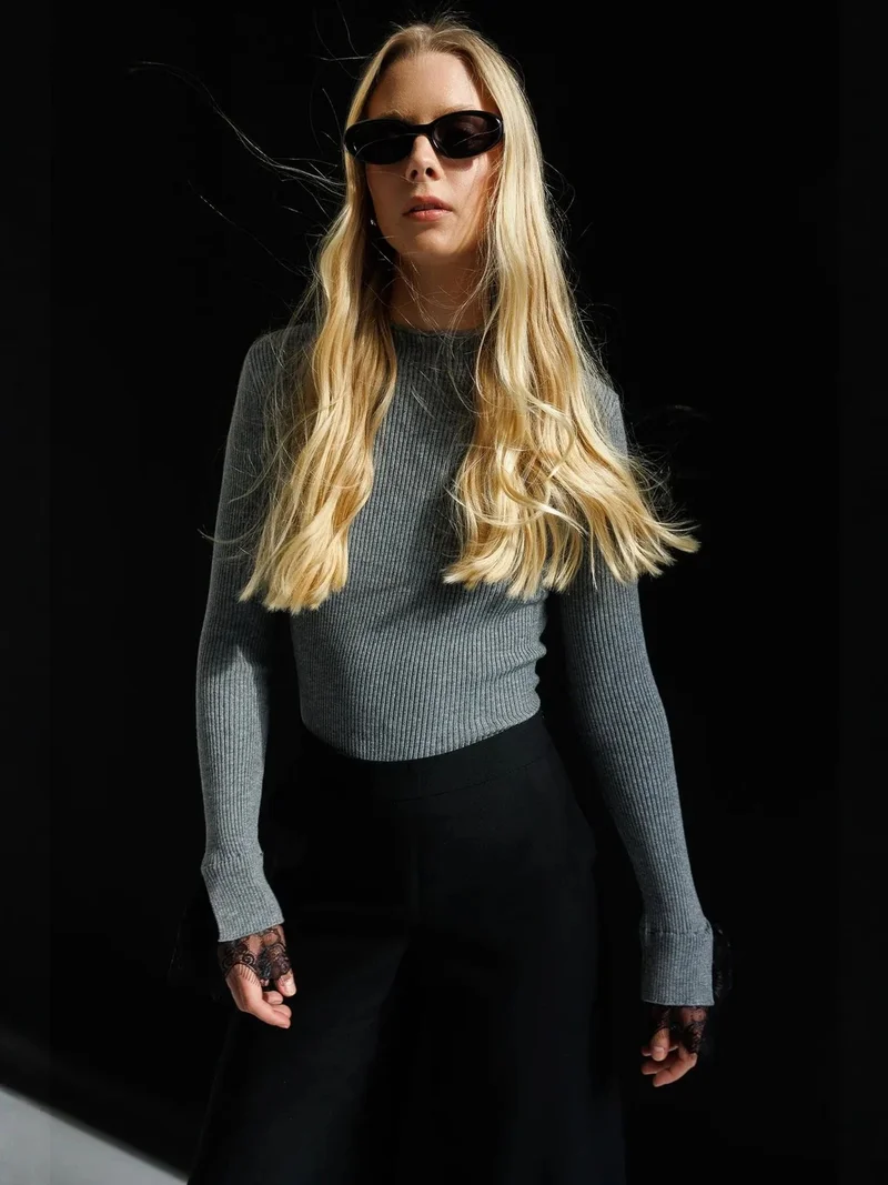 MixRay MIXRAY Slim Fit Ribbed Knit Sweater with Crew Neck