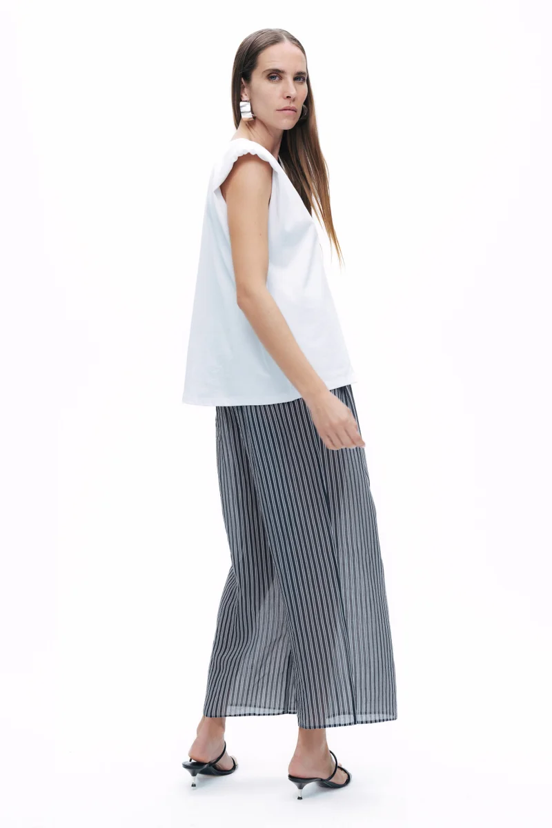 نوكتورن V Neck Padded T-Shirt