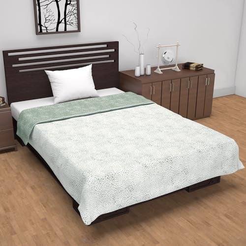Divine Casa 120 GSM Microfiber Single Dohar | Soft & Lightweight Throw Blanket | Cozy & Breathable | All-Season Comfort | 210 x 140 CM | Floral Burst Pattern | Sage Green & White - Image 3