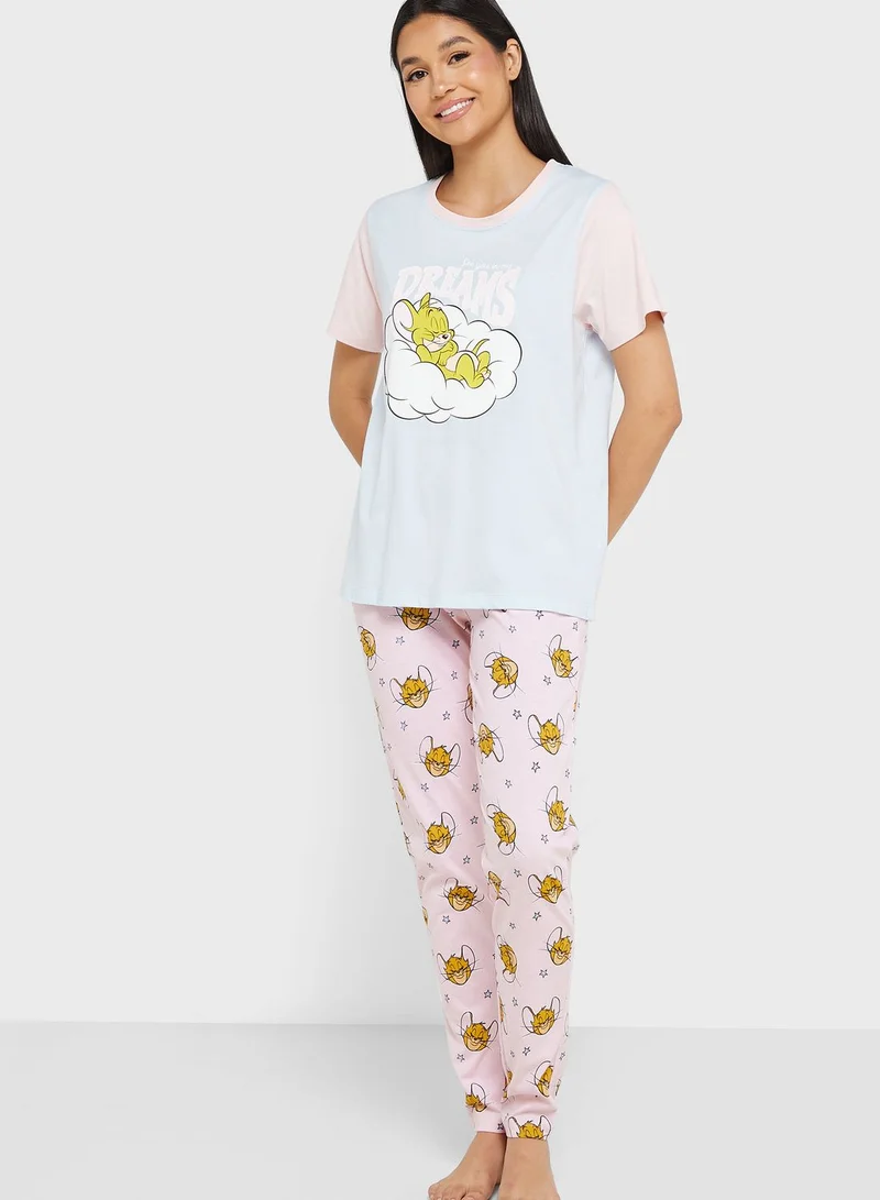Tom & Jerry Crew Neck Graphic T-Shirt & Pyjama Set