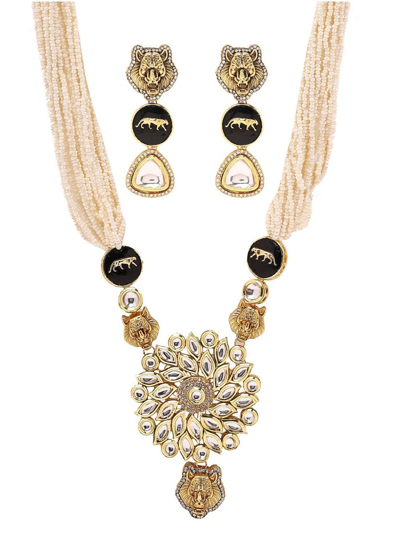 Kundan Stone Studded Jewellery Set