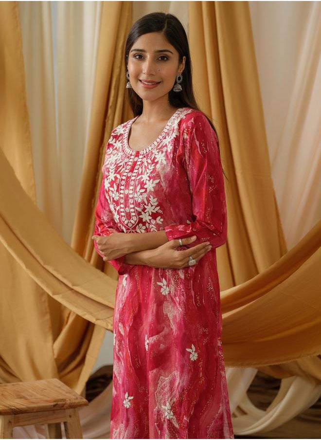 DW Printed Embroidered Round Neck Straight Kurta by Styli  - Image 4