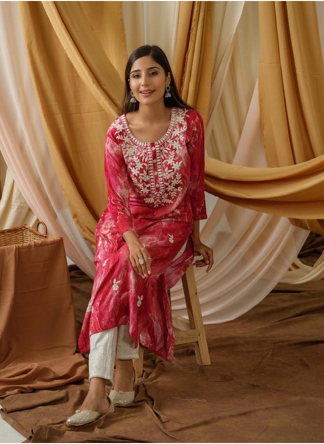 DW Printed Embroidered Round Neck Straight Kurta by Styli  - Image 3