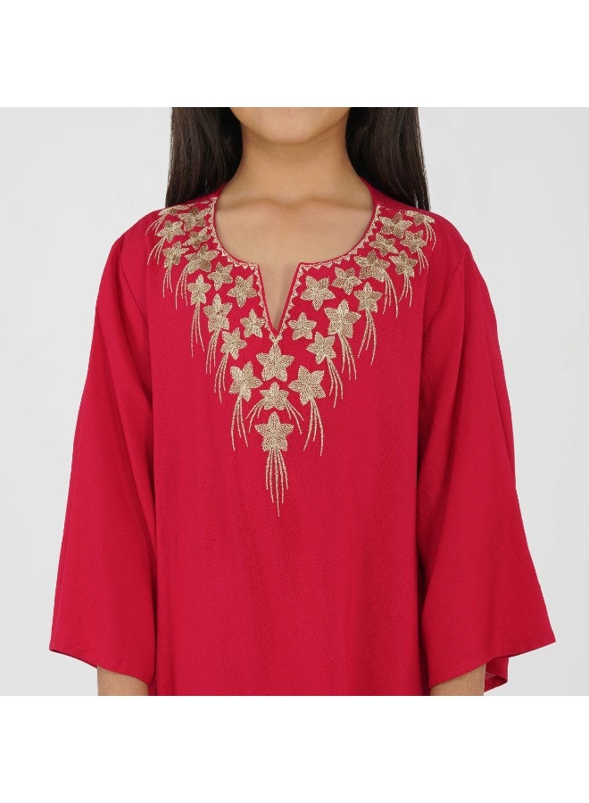 Linelle Kids Jalabiya –  Maxi with Scalloped V-Neck and Thread Work Detailing - Image 3