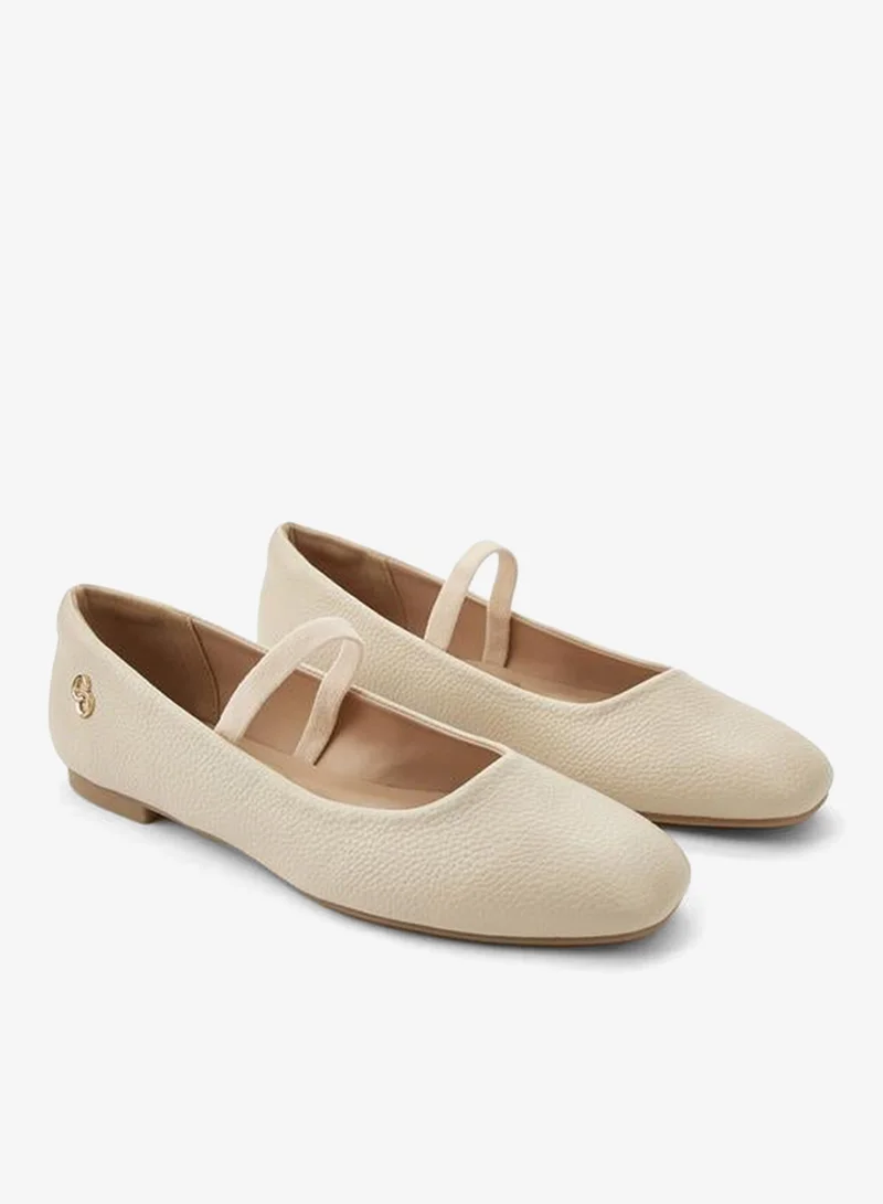 Celeste Women Textured Ballerina Shoes