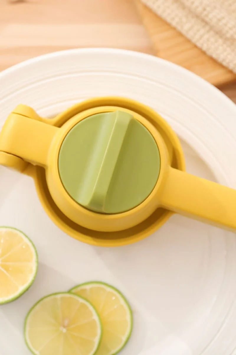 Mobee New Generation Plastic Lemon Squeezer Modern Stylish Lime Squeezer Manual