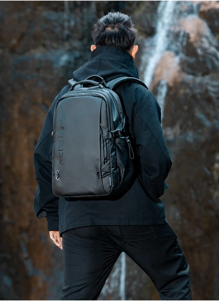 ARCTIC HUNTER Travel Backpack 15.6 Inch Laptop Backpack For Men Lightweight Water Resistant Business Travel Laptop Bag Computer Bag Purse for Commuting College For Men & Women B00530 Black