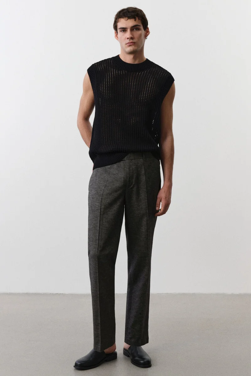 اتش اند ام بنطلون بقصة عادية من مزيج الكتان