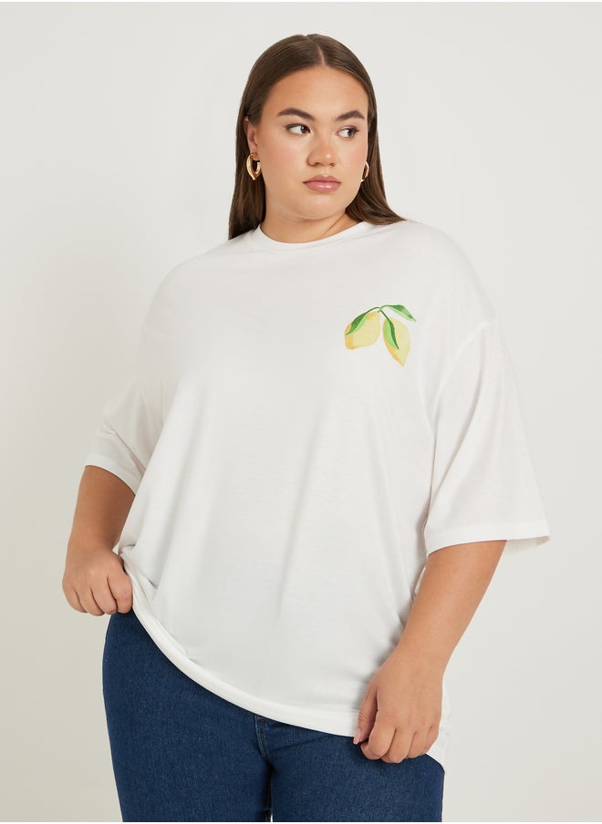 Styli Plus Size Graphic Print Round Neck T-Shirt  - Image 2