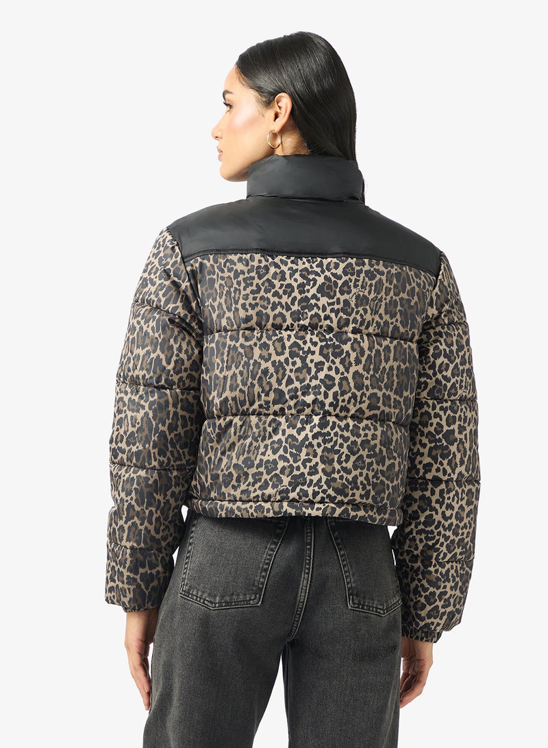 TOMMY JEANS Printed Cropped Puffer Jacket - Image 2