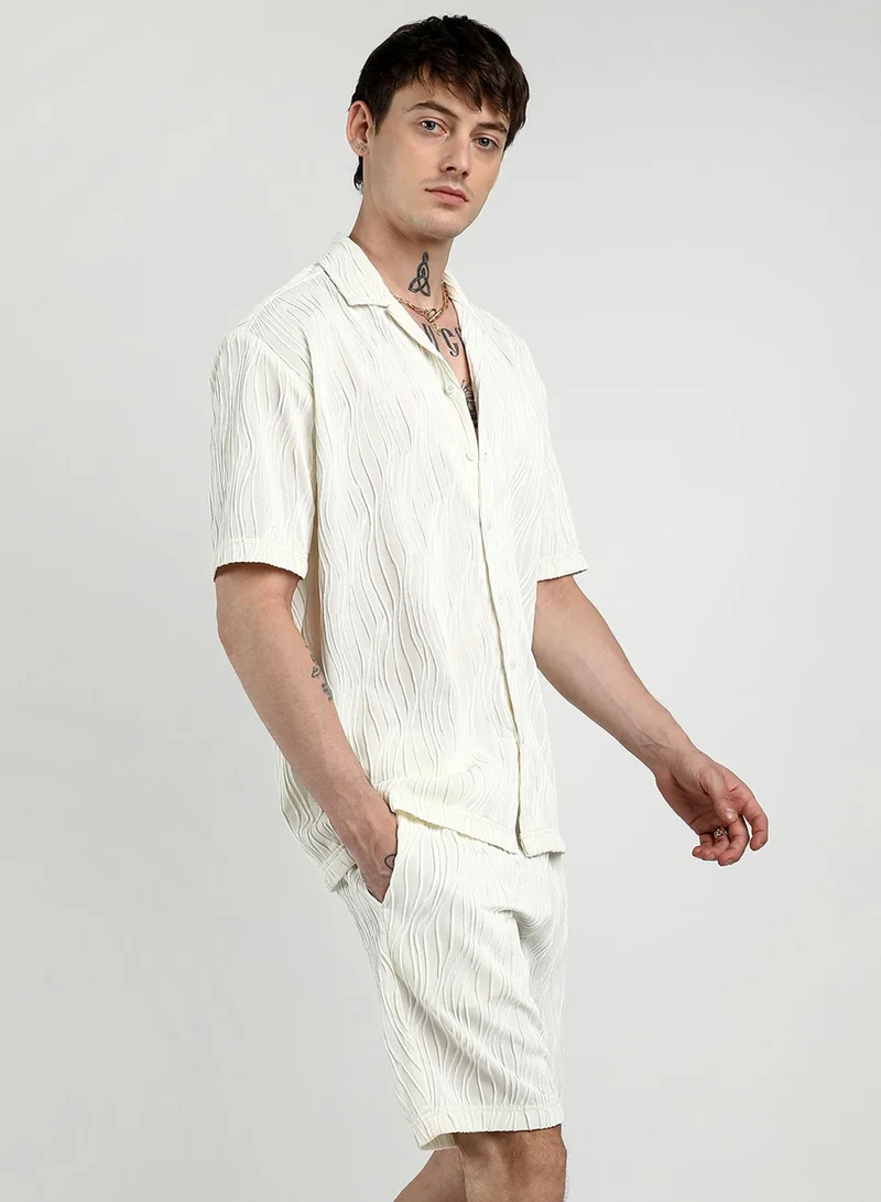 Campus Sutra Campus Sutra Men's Ivory White Self-Design Wave Co-Ord Set For Casual Wear | Cuban Collar | Short Sleeve | Button Closure | Co-Ords Crafted With Comfort Fit For Everyday Wear