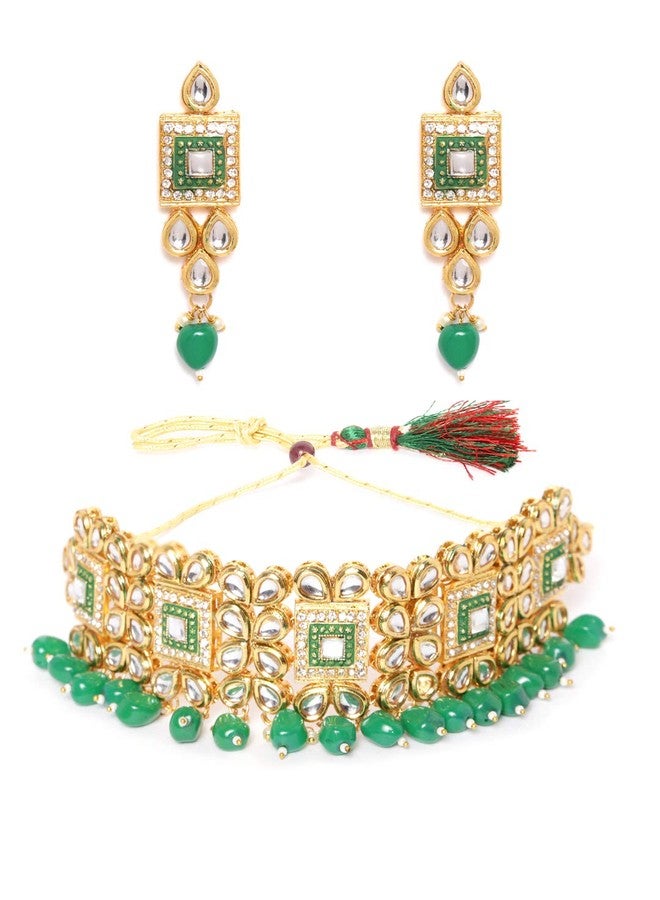 Zaveri Pearls طقم عقد وأقراط من زافيري بيرلز، مصنوع من خرز أخضر مطلي بالمينا وأحجار كوندان، للنساء - ZPFK18757 - Image 1