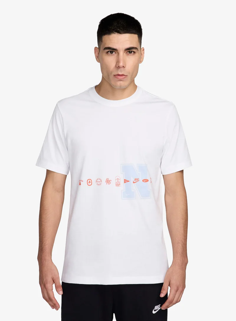 Nike Nsw Standard Celebrate Brand T-Shirt
