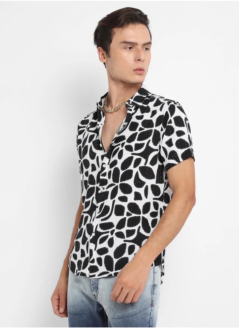 Campus Sutra Men's White & Black Contrast Block Shirt