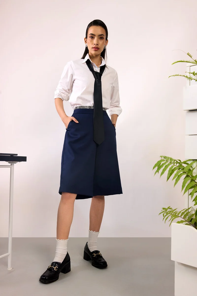 فيرجيو Solid Viscose Stretch Bermuda Shorts for Women