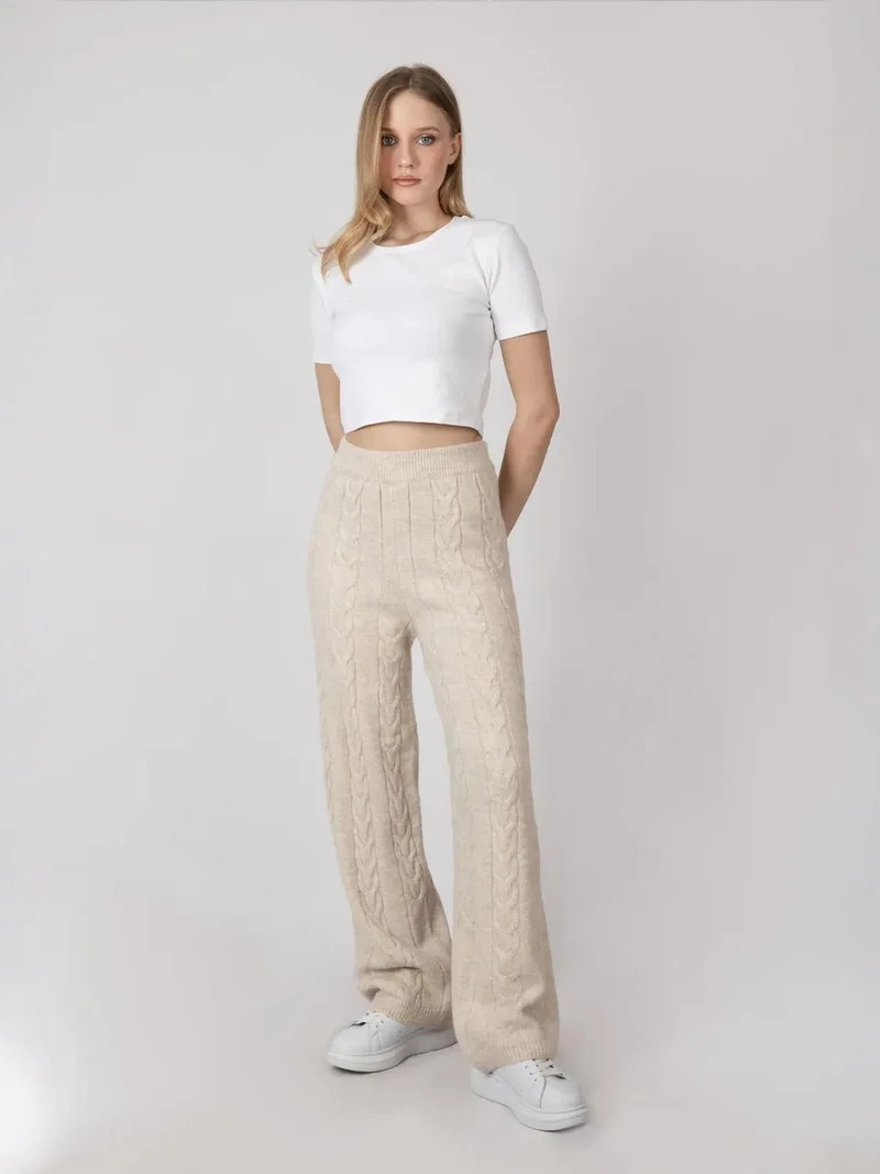 هيكاب Crew Neck Basic Crop Top