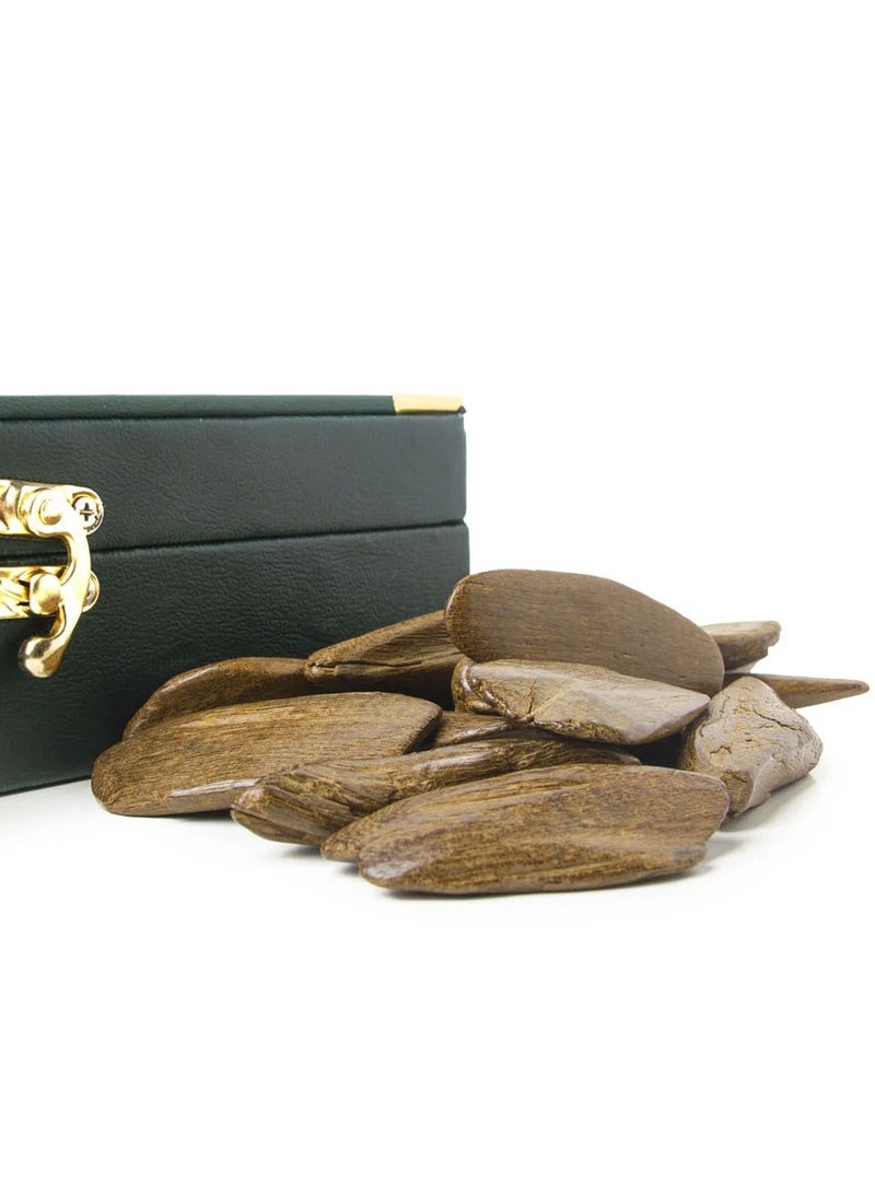 Tifwall - Maruki Double Super Oud, a broken natural improved oud distinguished by its natural and fragrant scent (one-eighth kilogram 125 grams) - Image 1