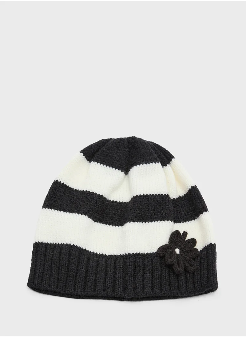 جينجر Striped Floral Winter Beanie