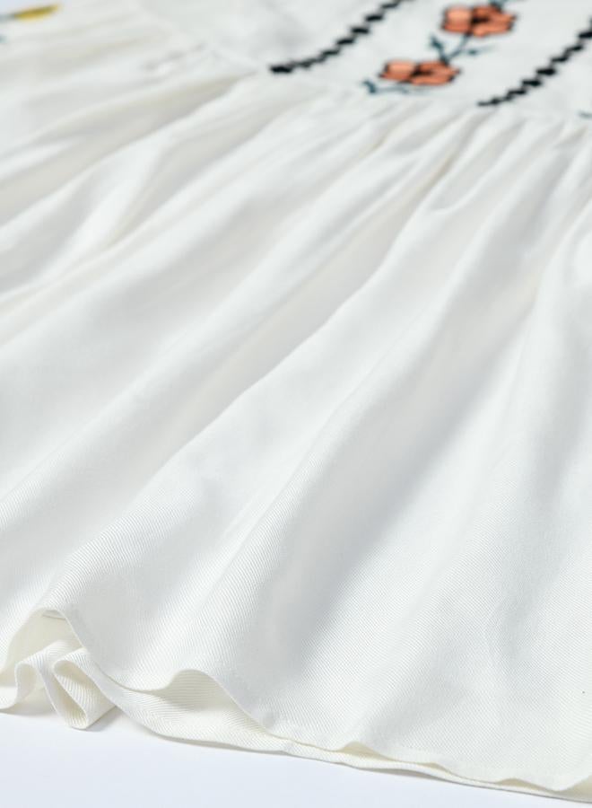 بيلا مودا فستان قطني مطرز - Image 4