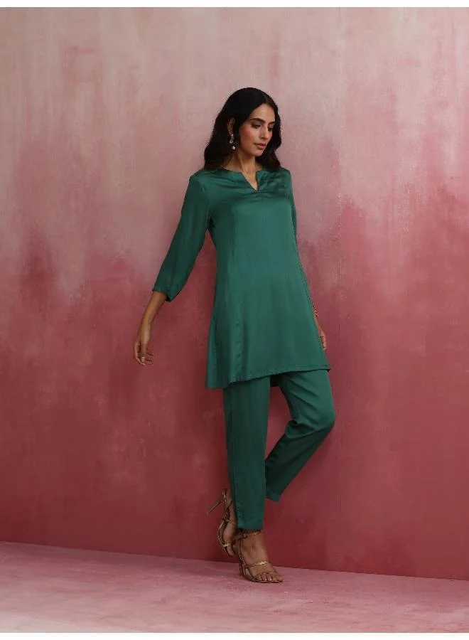 ترو برونز trueBrowns Green Straight Kurta Co-ord Set
