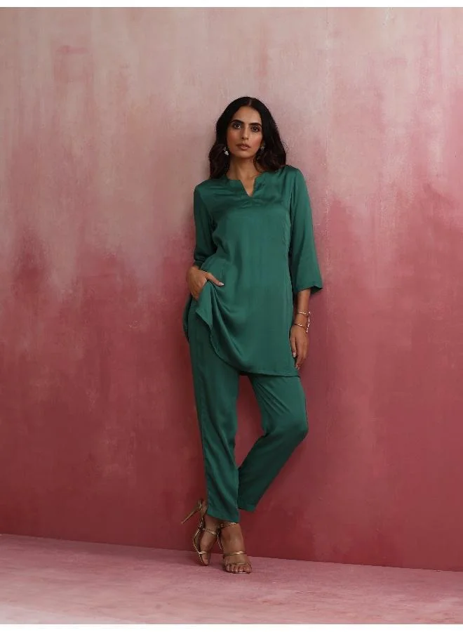 ترو برونز trueBrowns Green Straight Kurta Co-ord Set