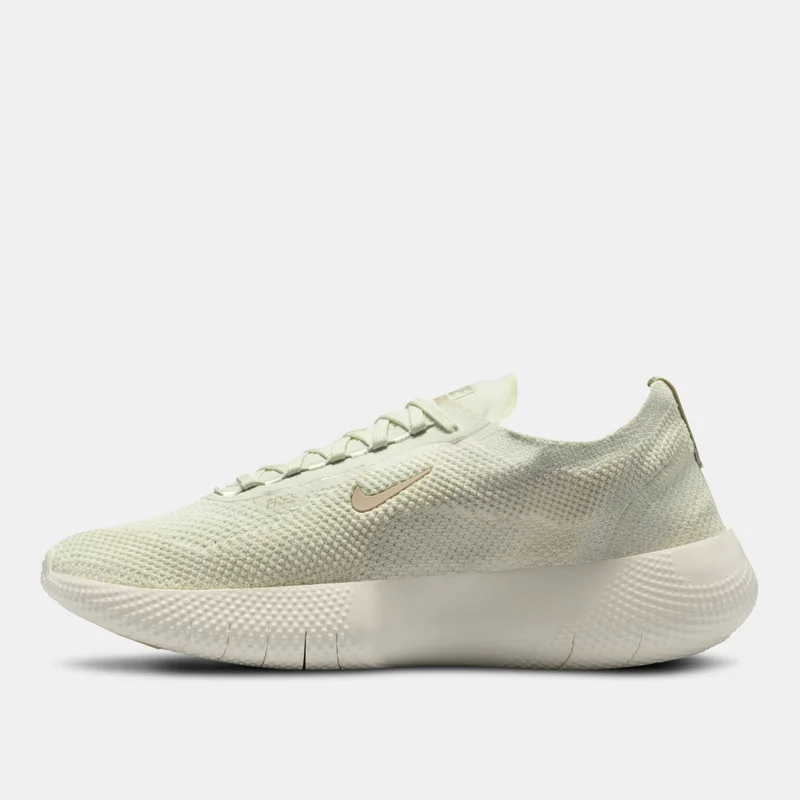 Nike Green Men's Free 2025 Running Shoes for Men | Best Price UAE