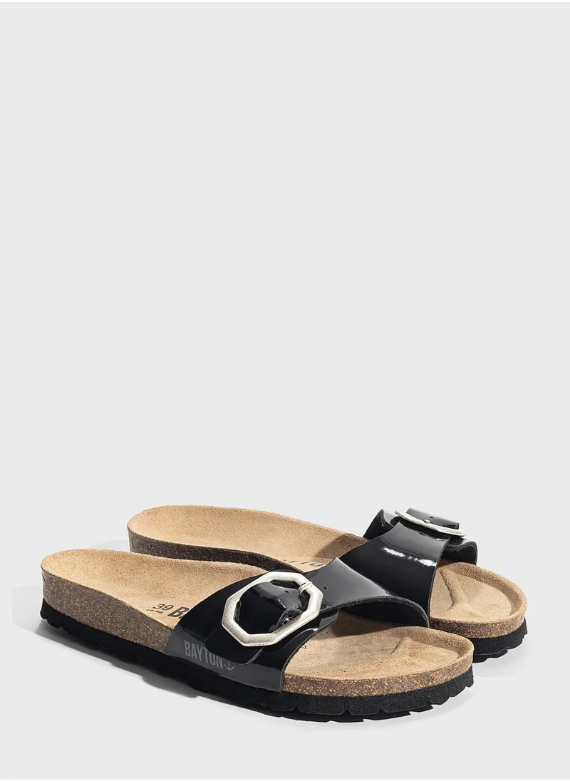 BAYTON Zephyr One Strap Flat Sandals