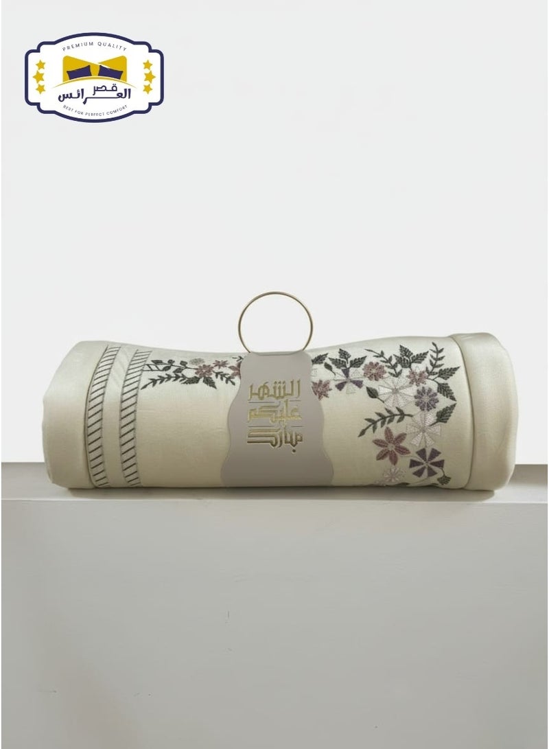 2 cm thick Asfan prayer rug with luxurious embroidery and a matching strap - Image 2