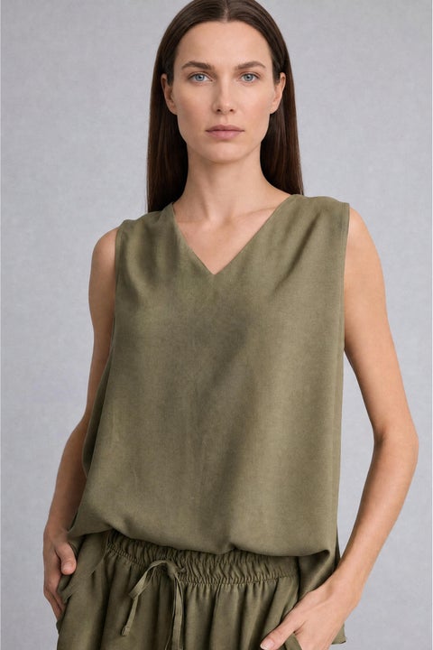 Green Woman Regular Fit V-Neck Short Sleeve Blouse Casual