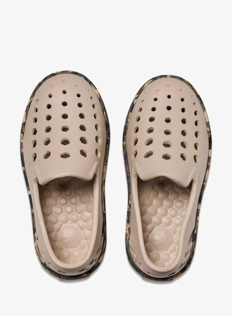 جوي بيز سنيكرز سكيت للأولاد