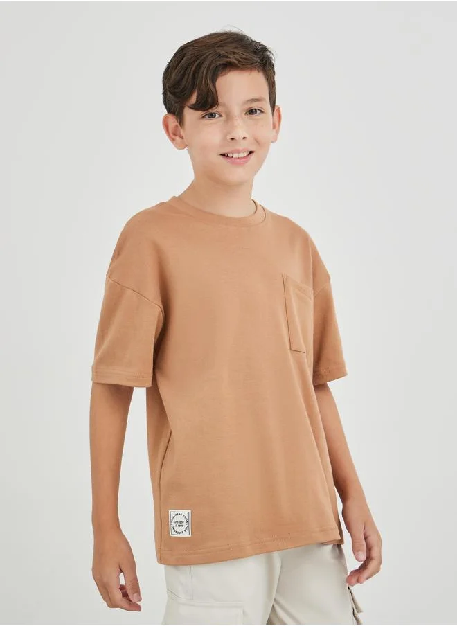 Styli Styli Solid Oversized T-Shirt with Chest Pocket Detail