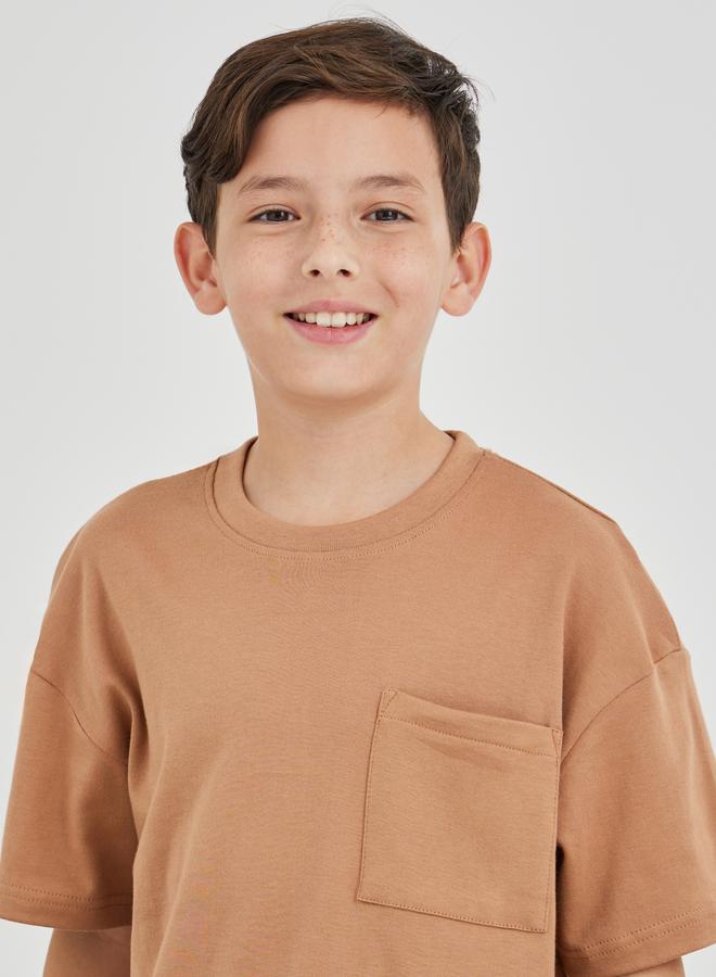 Styli Solid Oversized T-Shirt with Chest Pocket Detail - Image 3