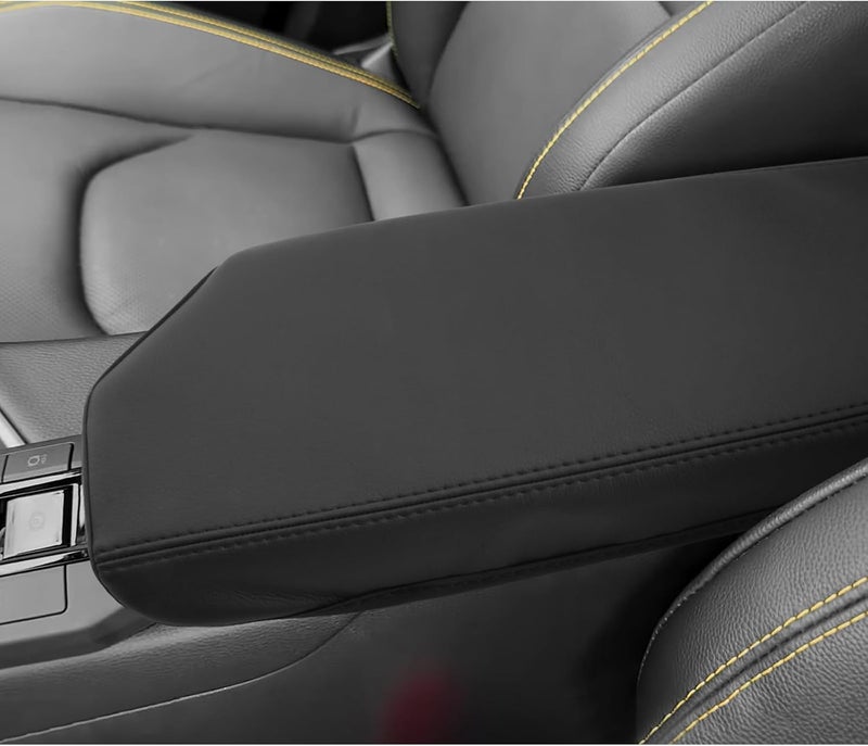 BIXUAN Armrest Cover for Toyota C-HR 2024-2026 - Leather Protection with Lychee Pattern - Image 1