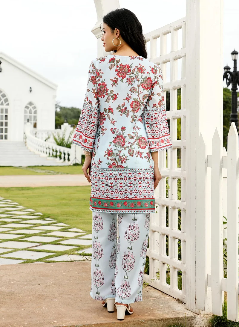 QISSA  Women's Floral-Harmony Imrpint Kurta Set For Ethnic Wear | V-Neck, Quarter Regular Sleeves | Floral Print Woven Fabric | 3 Piece Kurta Set Designed For Casual & Evening Wear for Women | Best Price UAE