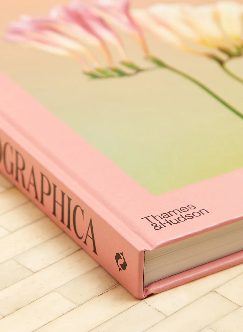 THAMES Flora Photographica: Masterworks Of Contemporary Flower Photography
