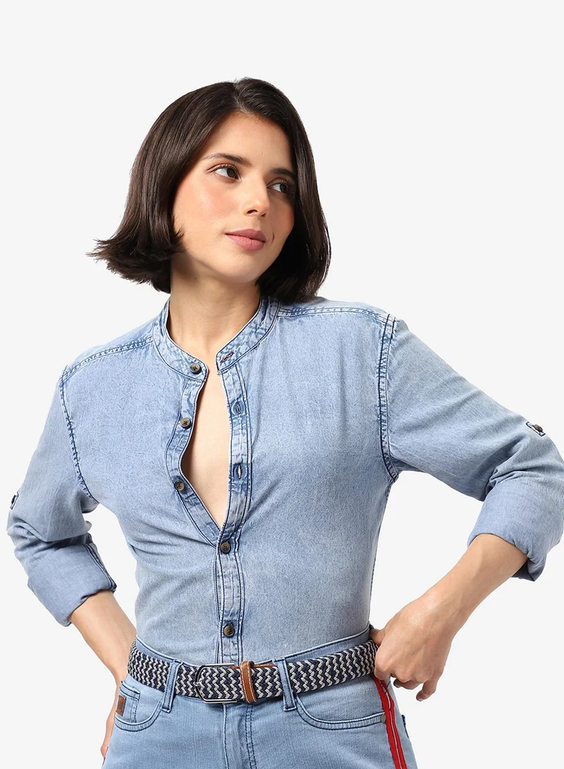 صوص هاوت حزام خصر أزرق وأبيض بنقوش