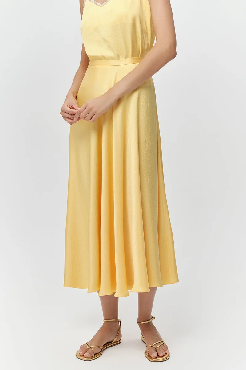 Exquise Side-Zippered, Flared, Waist-Fitting Midi Woven Yellow Skirt