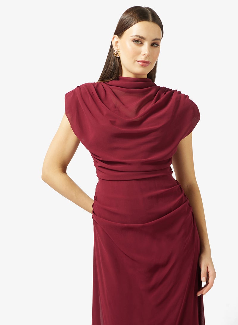 تي اف ان سي فستان ماكسي بياقة عالية وظهر مفتوح وأكتاف بارزة - Image 3