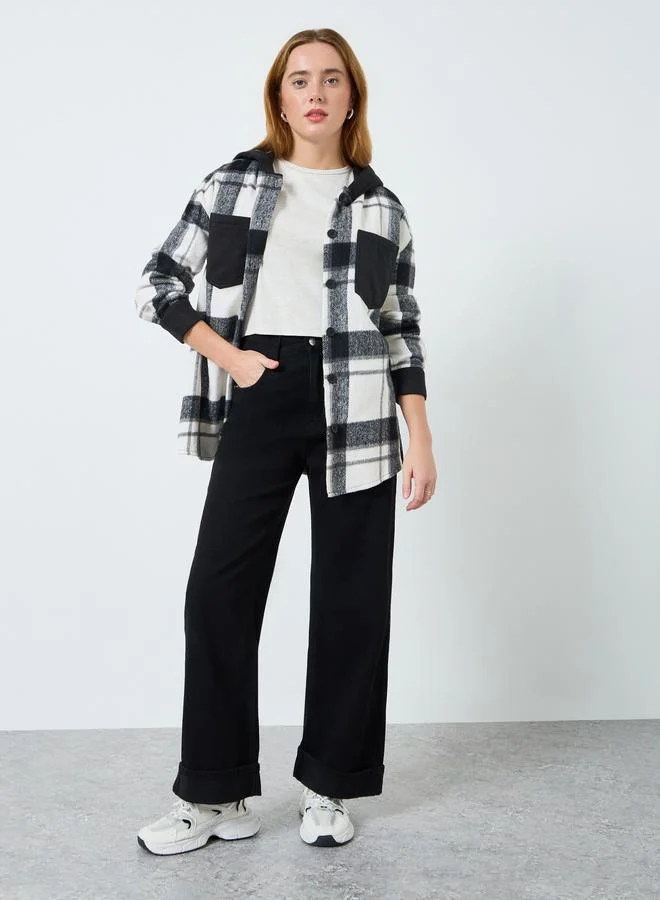 تايك تو جاكيت بنقشة مربعات بتفاصيل جيب وأزرار أمامية