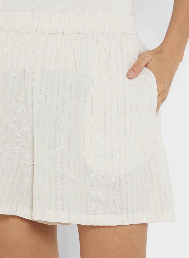 VERO MODA High Waist Shorts  - Image 3
