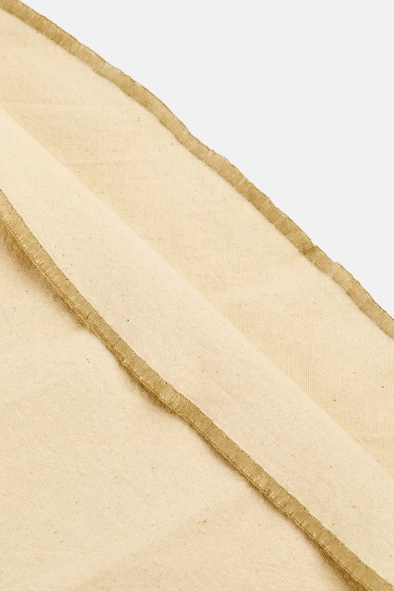 Muy Mucho Embroidered Table Cloth Mantel, Cream