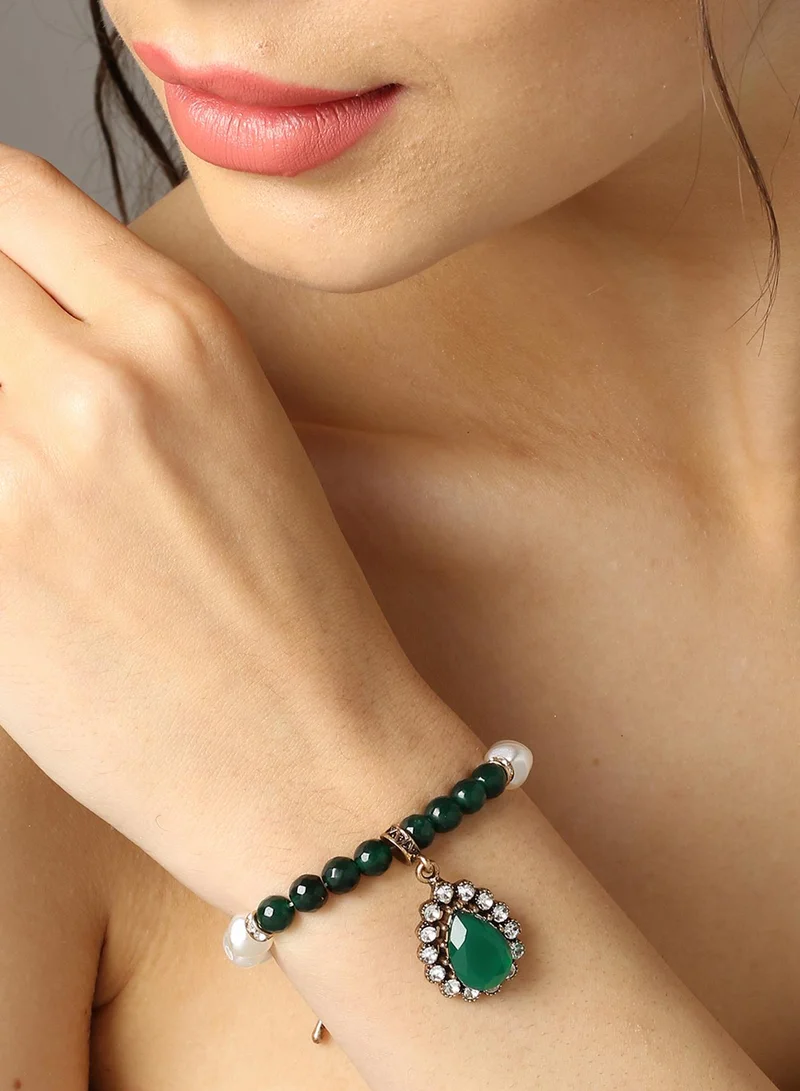 SOHI Trendy Designer Stone Artificial Bracelet Jewellery